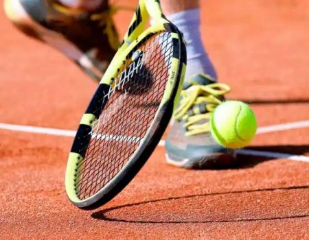 Tenis